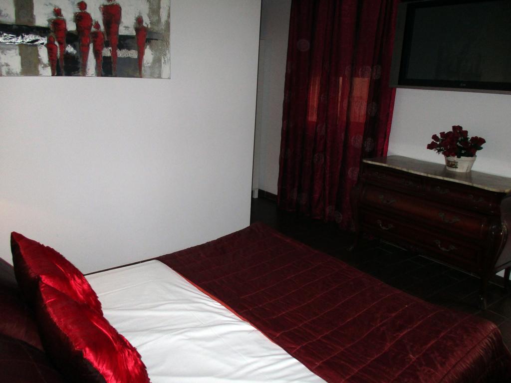 Maison d'hôtes Noches De Triana 2*